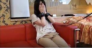 FC2-PPV-1403255 너무 아름다움 연예 매니저를 속박하고 격렬한 피스톤 보지에 연속 질내사정