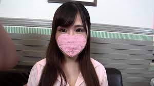 FC2-PPV-1422698 재미있는 거유를 찾을 수 있다! 본격적인 자연미인 거유 아마추어 질내사정