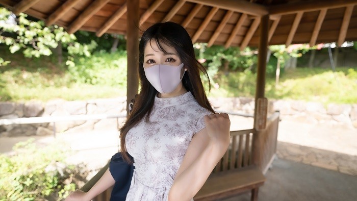 FC2-PPV-3087347 해변에서 만난 여대생 얇은 옷에 비치는 아름다운 몸매