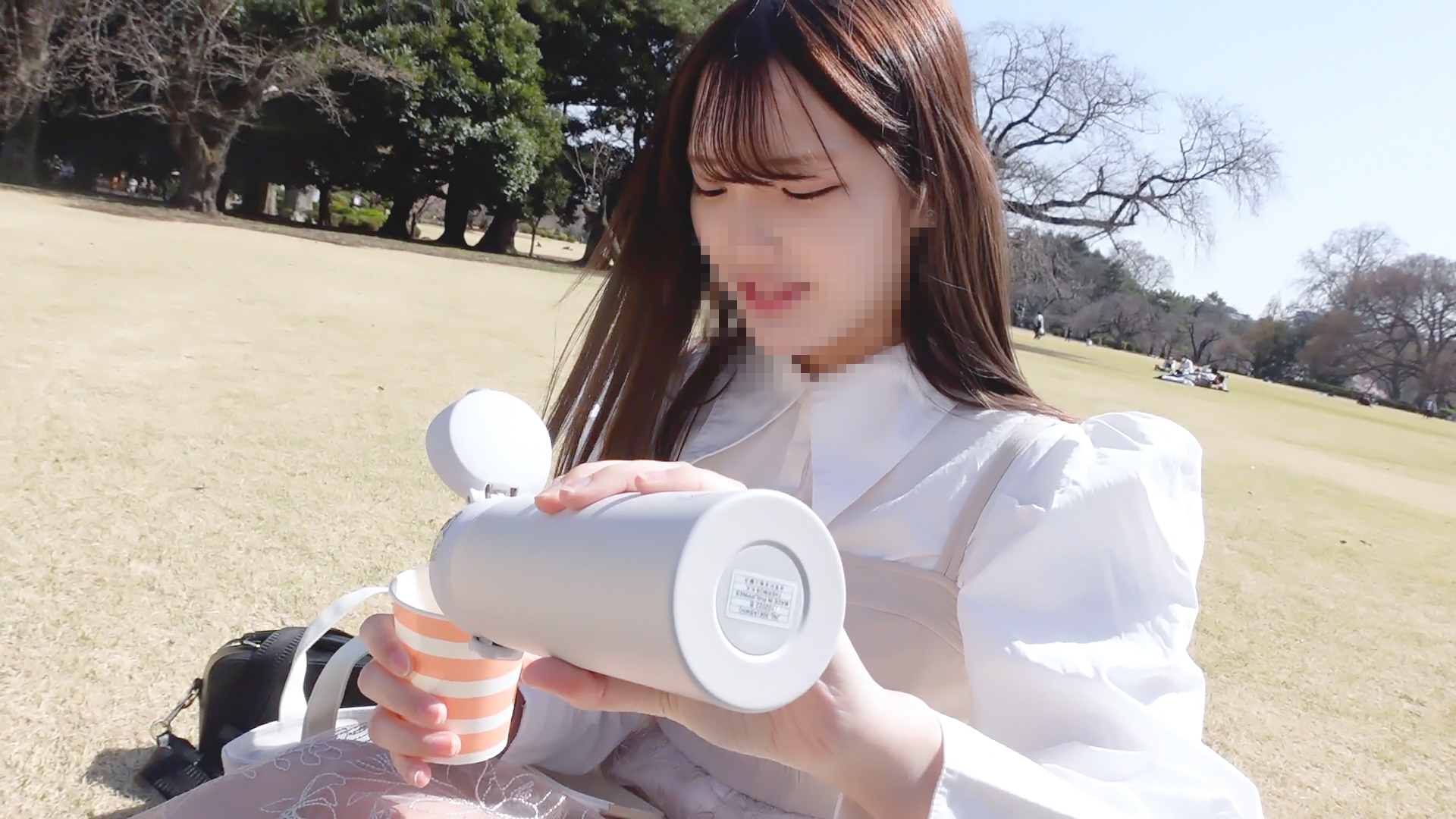 FC2-PPV-3695183 고등학교 시절 공부에 열중한 나날을 보낸 아가씨… E컵 강모 소녀 대학생들이 순진하고 생각했지만, 아름다운 큰 가슴으로 그런 짓을 할 줄은 몰랐습니다.