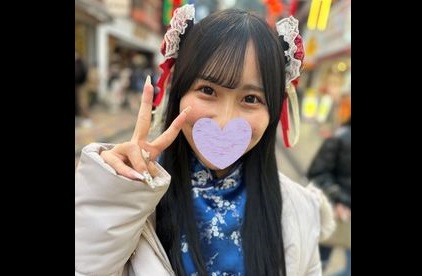 FC2-PPV-4328046 친친 원해요 차이나드레스를 입은 음란한 변녀가 말한다! 그녀는 전통 의상과 컬러를 결합한 스타일로 음란한 매력을 발산