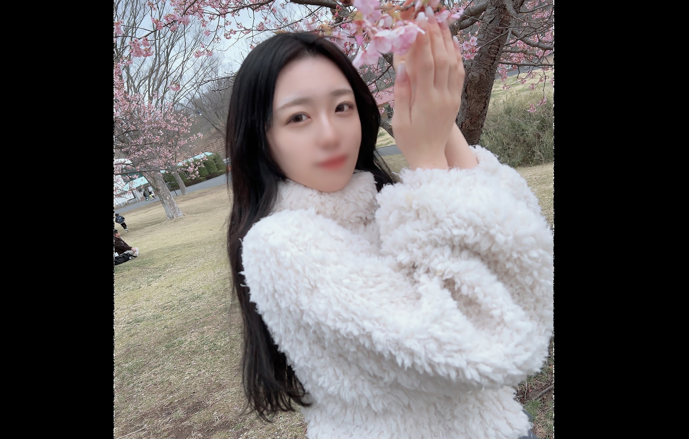 FC2-PPV-4384181 국립대 재학 중 카페에서 일하는 현직 여대생 미인은 겸손하지만 사실은 성욕이 강하다.