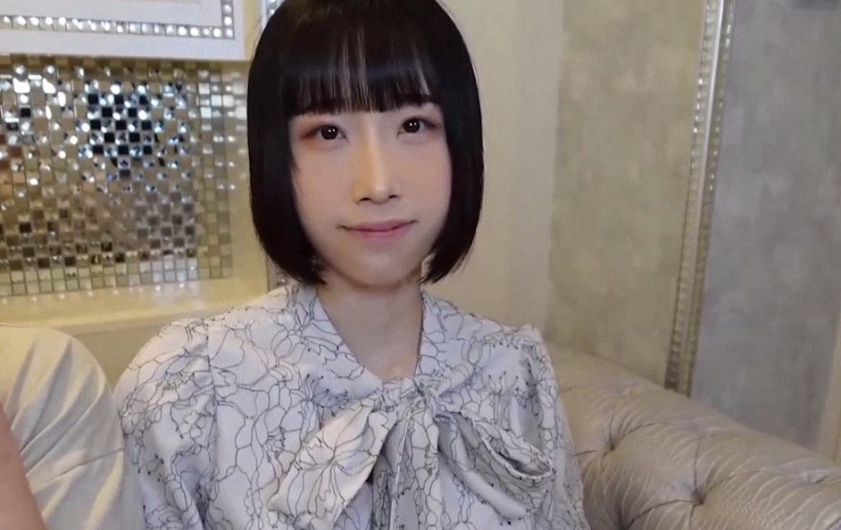 FC2-PPV-4444975 아이를 낳고 싶다. 서예가가 되기 위해 임신 3개월 꿈을 꾸거나 출산에 몰두하는 여대생이 자궁 속에서 질내사정