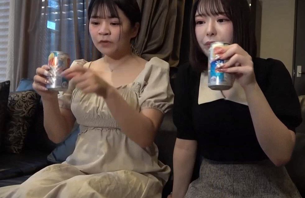 FC2-PPV-4508319 아유짱 그리고 거유 친구가 술에 취해 마음껏 자지를 탐내고 질내사정를 위해 다툰다.